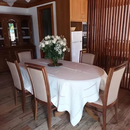 Eira Caldas Holiday home